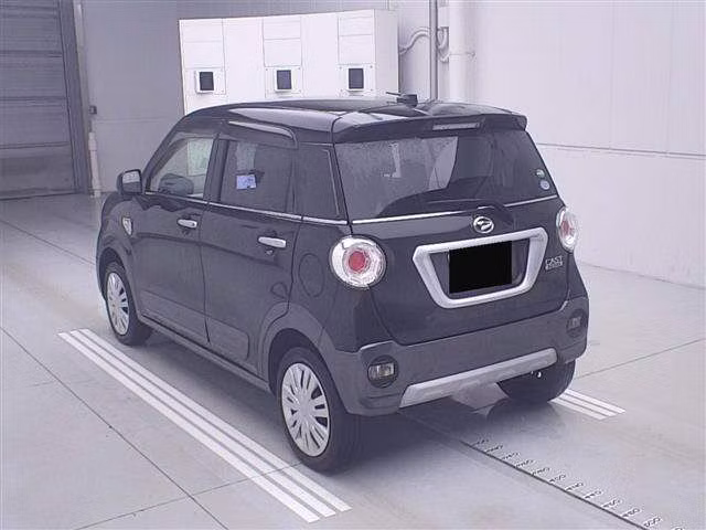 DAIHATSU CAST