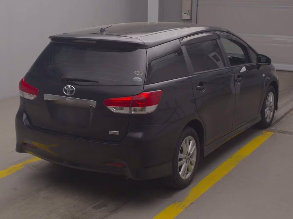 TOYOTA WISH