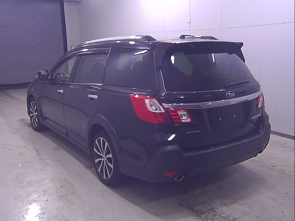 SUBARU EXIGA CROSSOVER 7