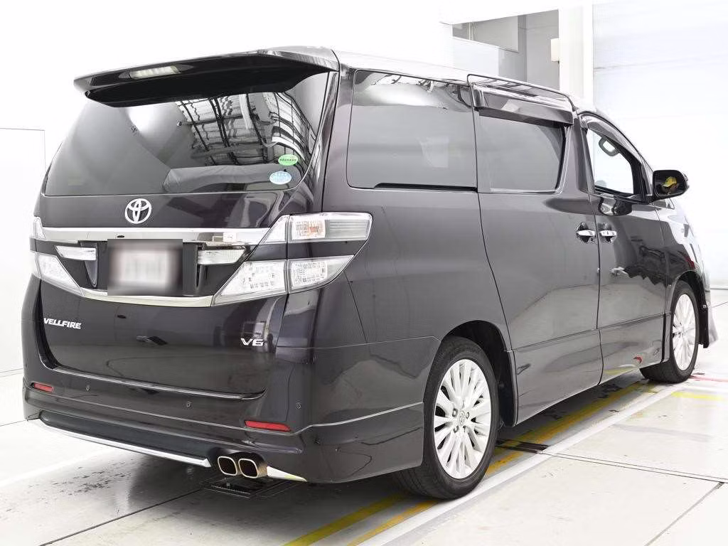 TOYOTA VELLFIRE
