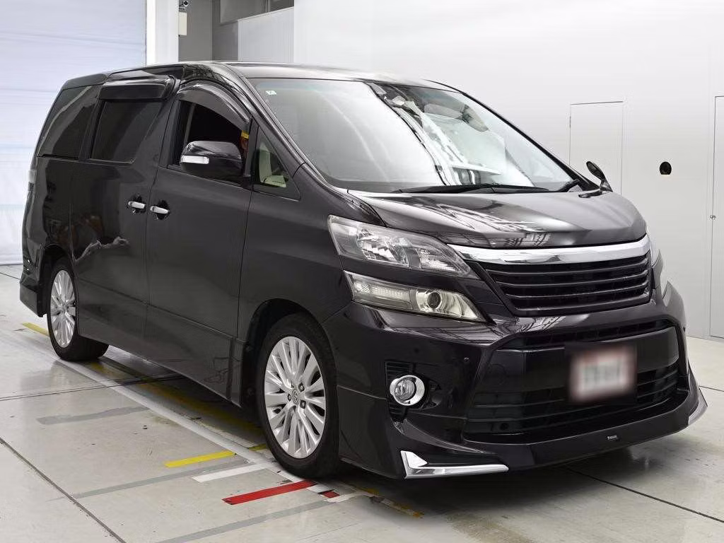 TOYOTA VELLFIRE