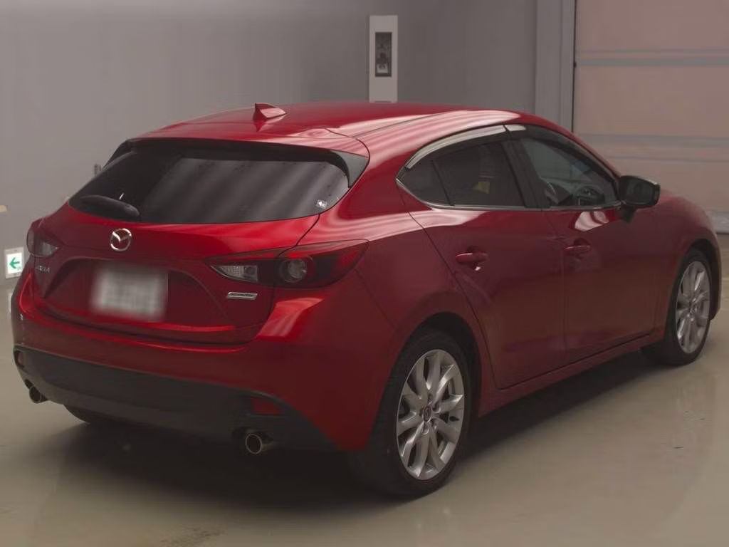 MAZDA AXELA
