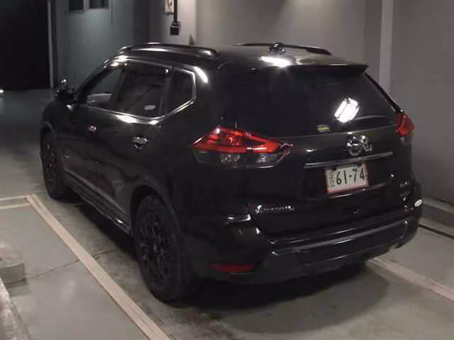 NISSAN X-TRAIL
