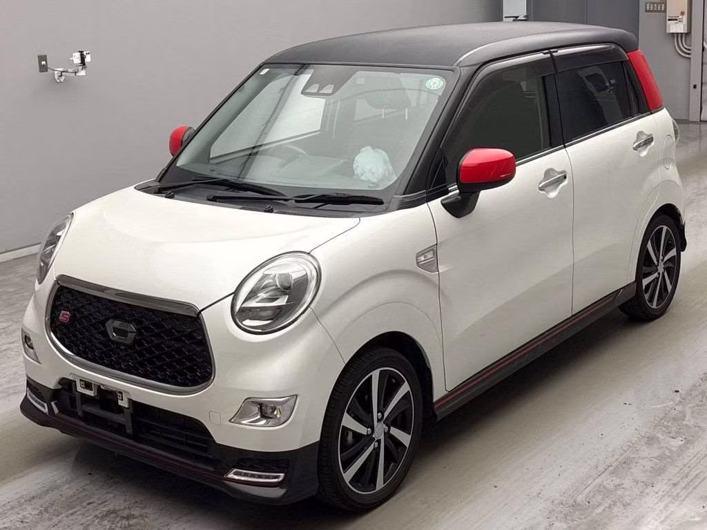 DAIHATSU CAST