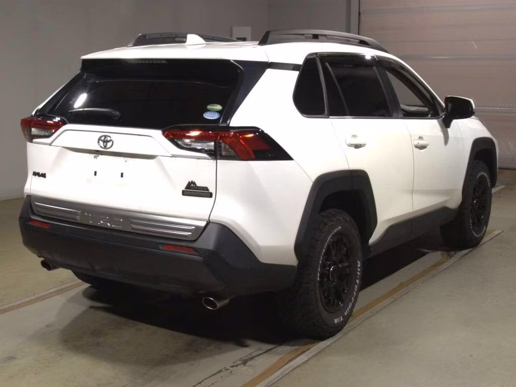 TOYOTA RAV4