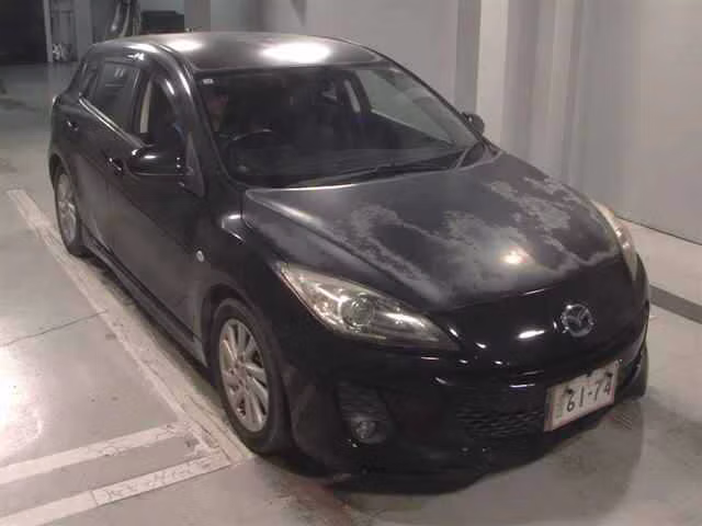 MAZDA AXELA