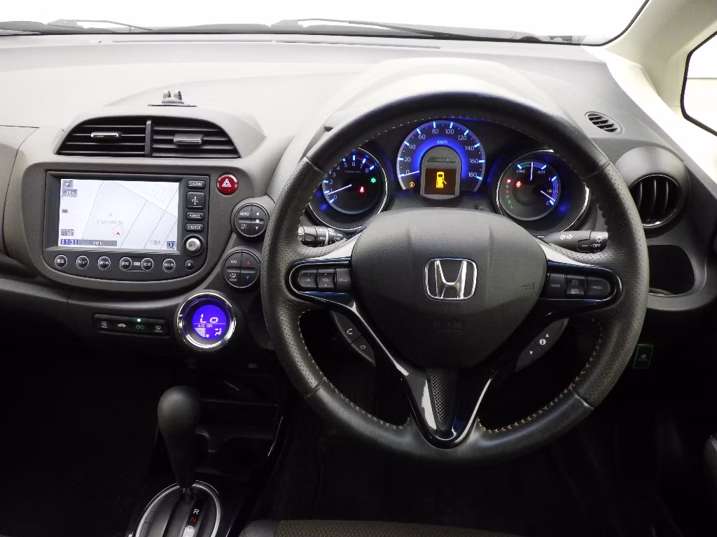 HONDA FIT SHUTTLE