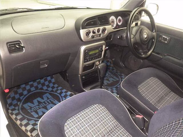 DAIHATSU MIRA GINO