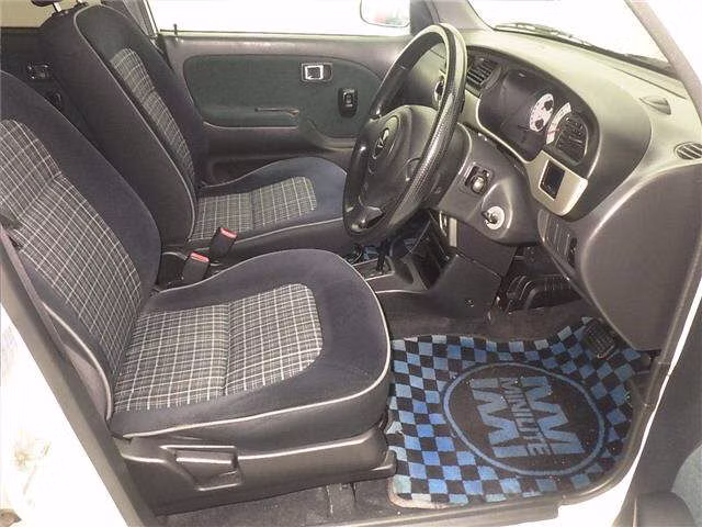 DAIHATSU MIRA GINO