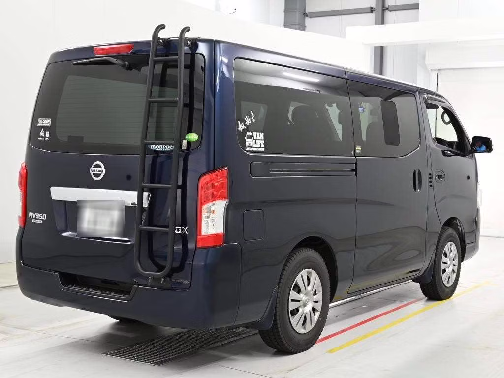 NISSAN NV350 CARAVAN