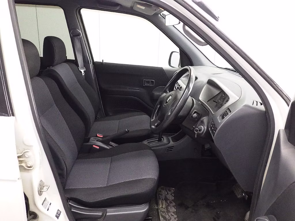 DAIHATSU TERIOS KID