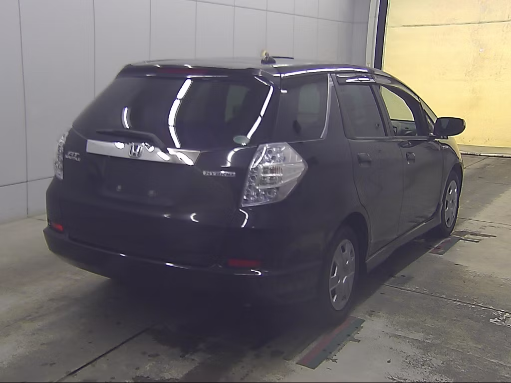 HONDA FIT SHUTTLE