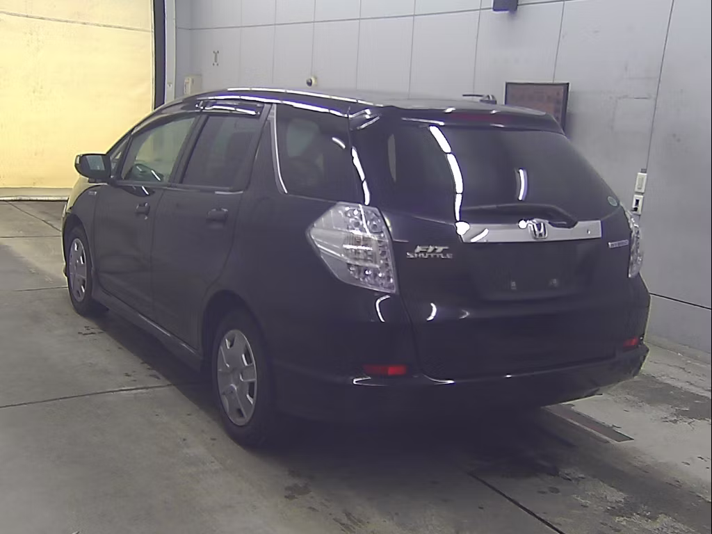 HONDA FIT SHUTTLE