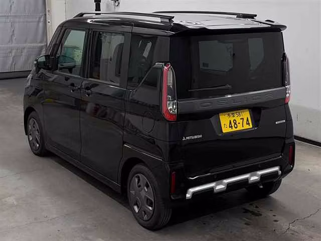 MITSUBISHI DELICA MINI