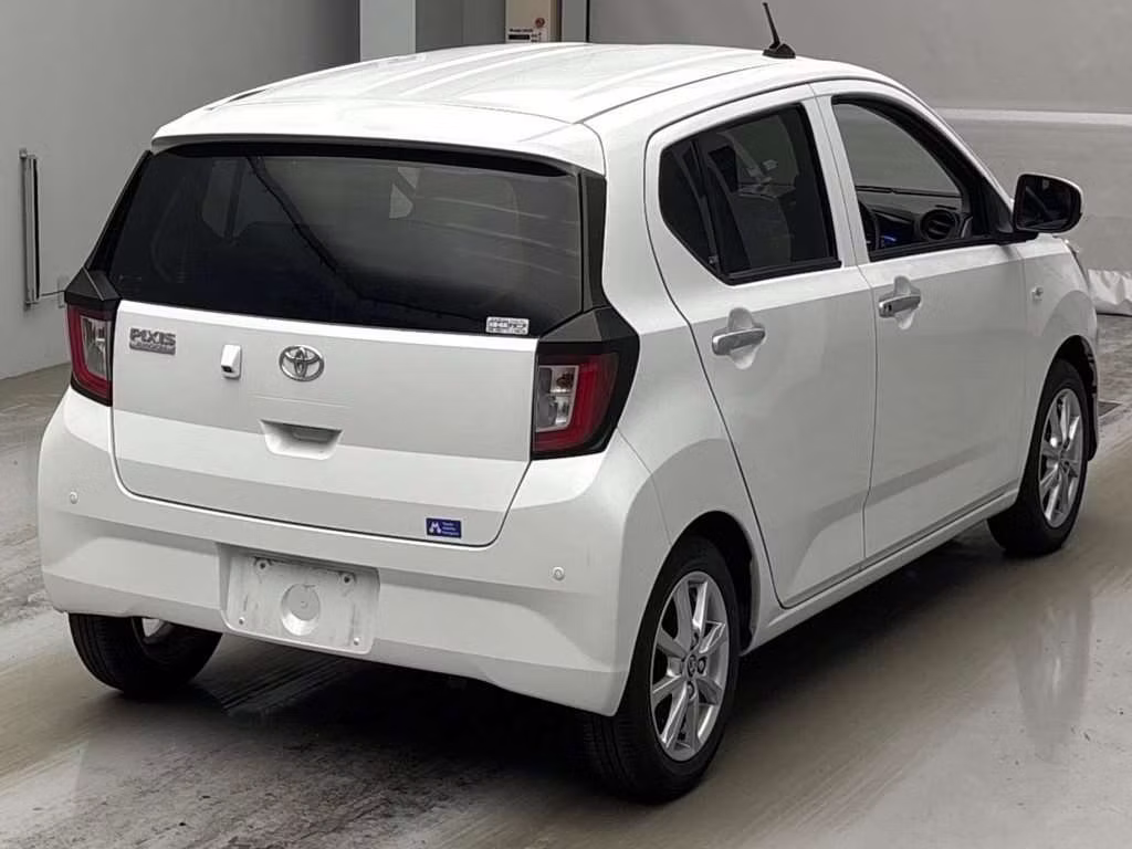 TOYOTA PIXIS EPOCH