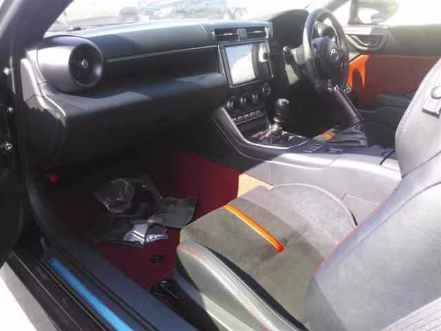 TOYOTA GR 86