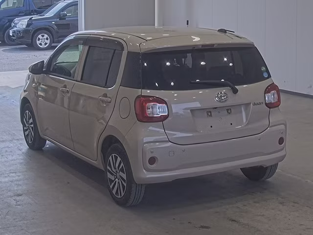 DAIHATSU BOON