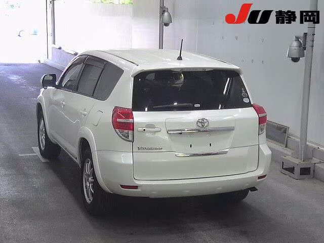 TOYOTA VANGUARD