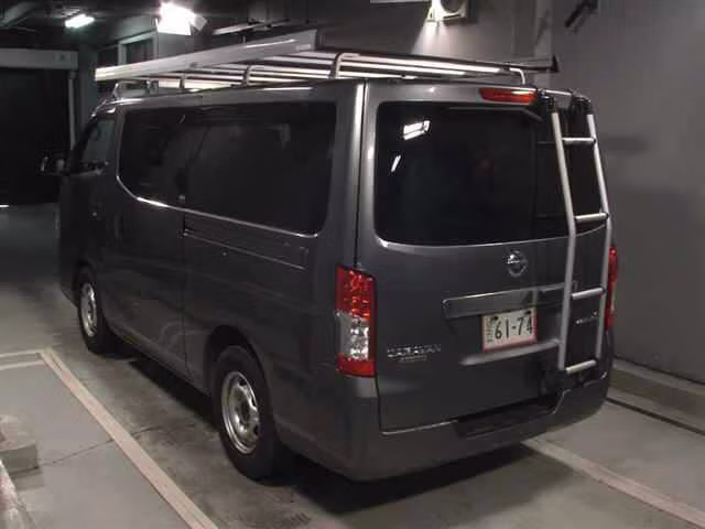 NISSAN NV350 CARAVAN