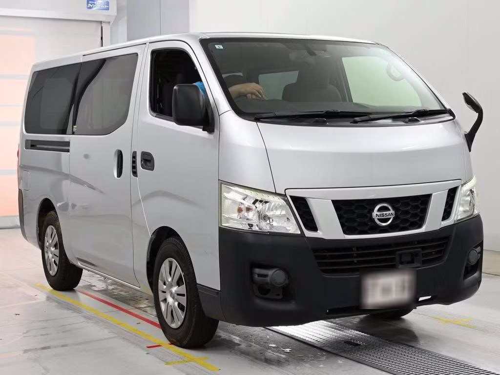NISSAN NV350 CARAVAN