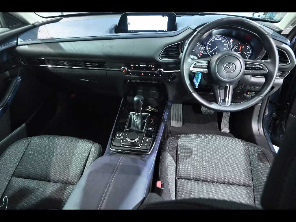 MAZDA CX-30