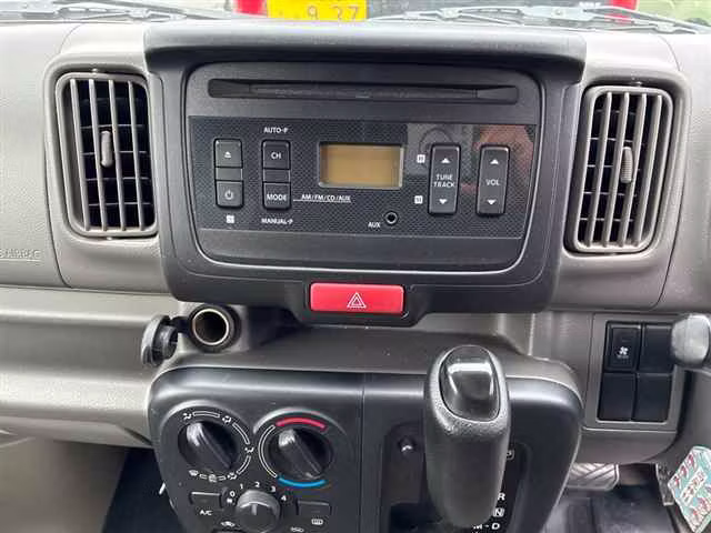 MITSUBISHI MINICAB