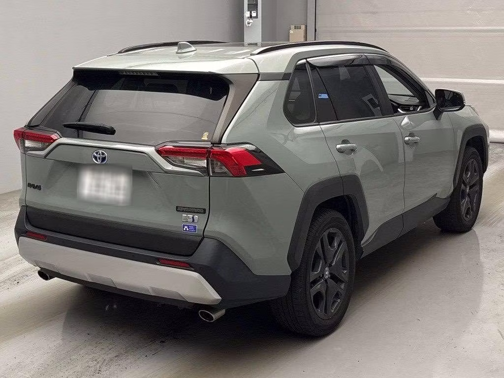 TOYOTA RAV4