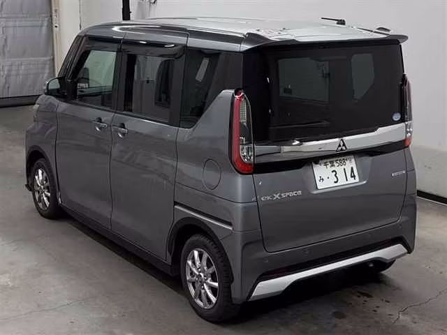 MITSUBISHI EK SPACE
