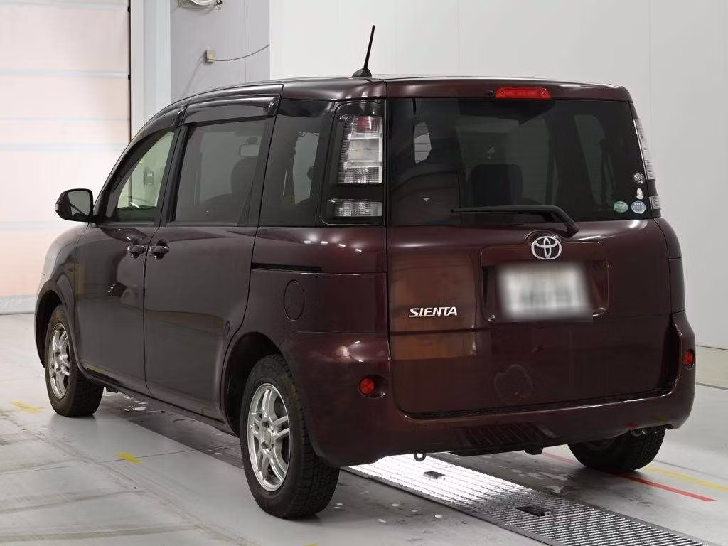 TOYOTA SIENTA
