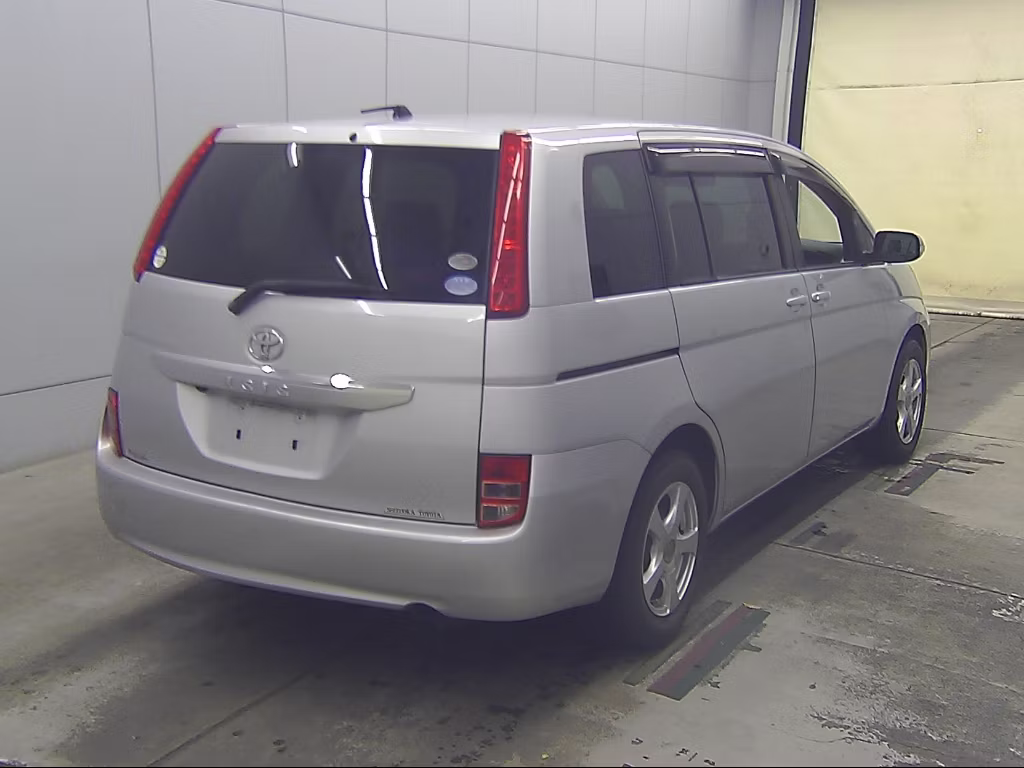 TOYOTA ISIS