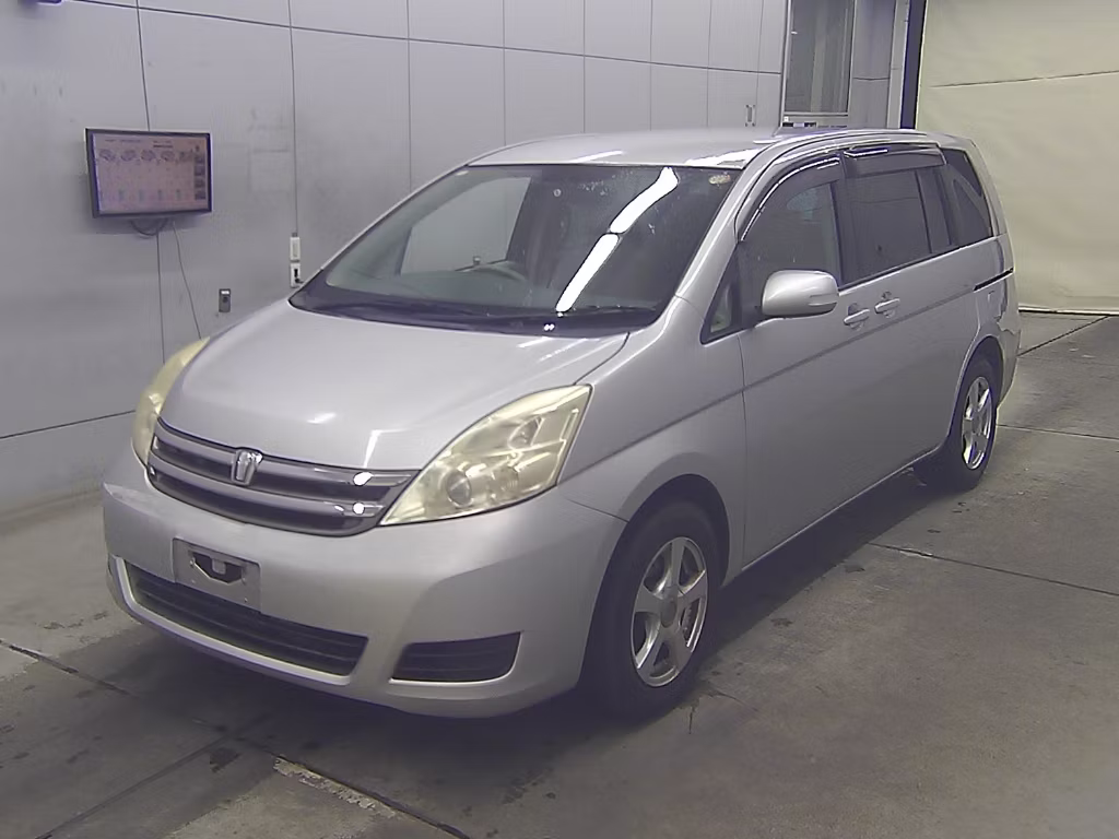 TOYOTA ISIS