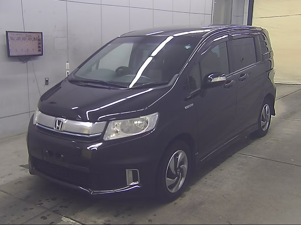 HONDA FREED SPIKE