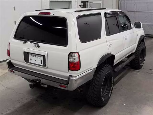 TOYOTA HILUX SURF