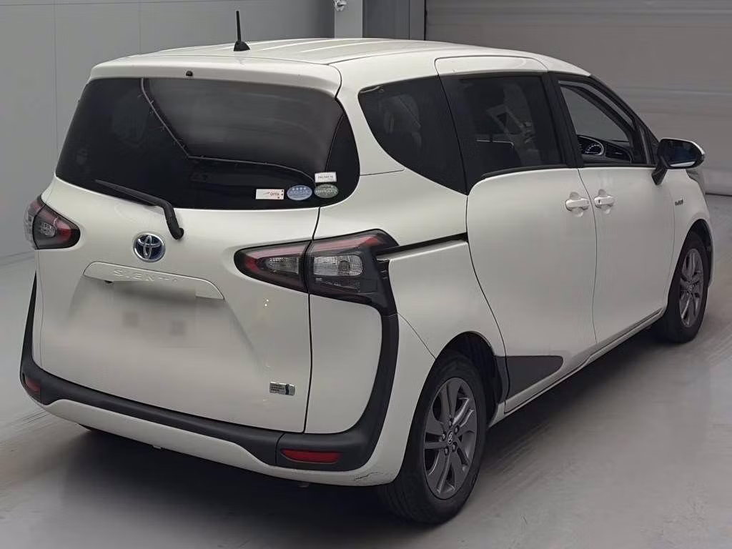 TOYOTA SIENTA