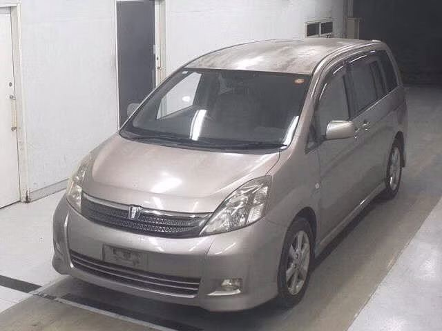 TOYOTA ISIS