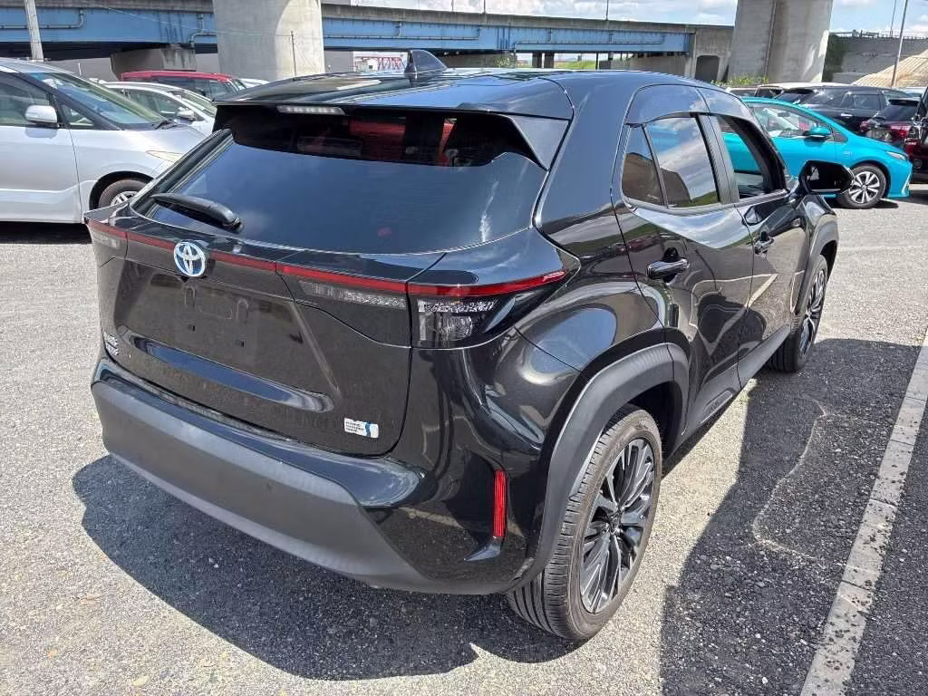 TOYOTA YARIS CROSS