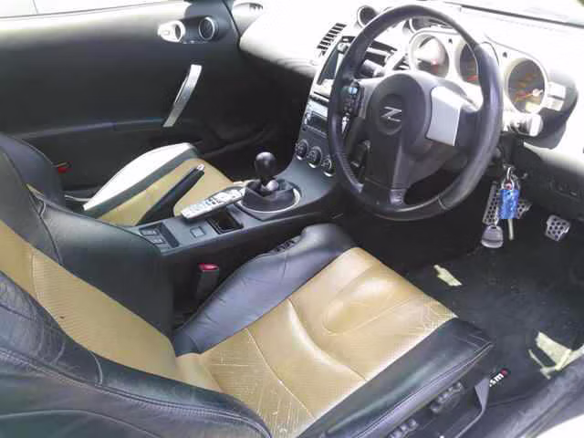 NISSAN FAIRLADY Z