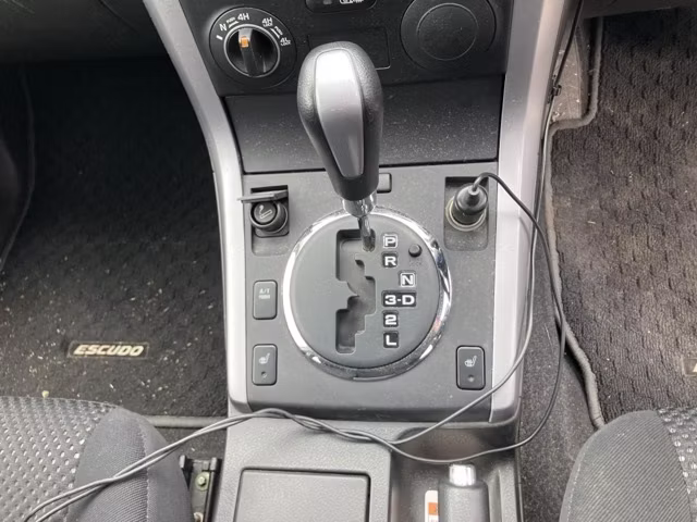 SUZUKI ESCUDO