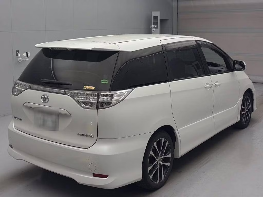TOYOTA ESTIMA
