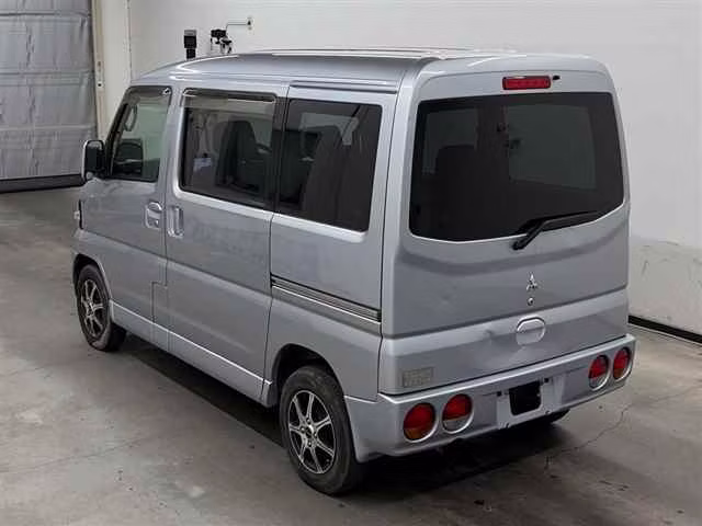 MITSUBISHI TOWN BOX