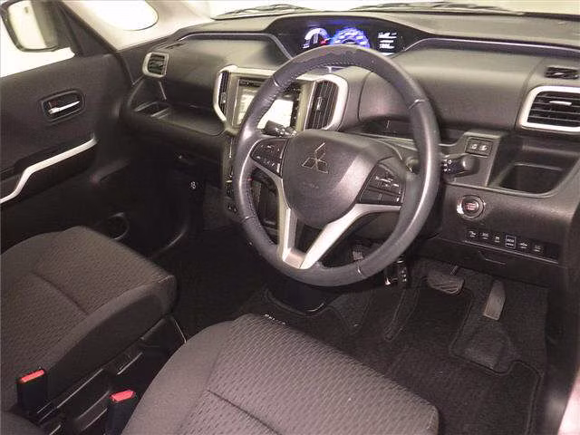 MITSUBISHI DELICA D:2