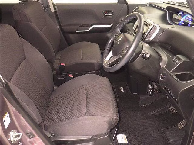 MITSUBISHI DELICA D:2