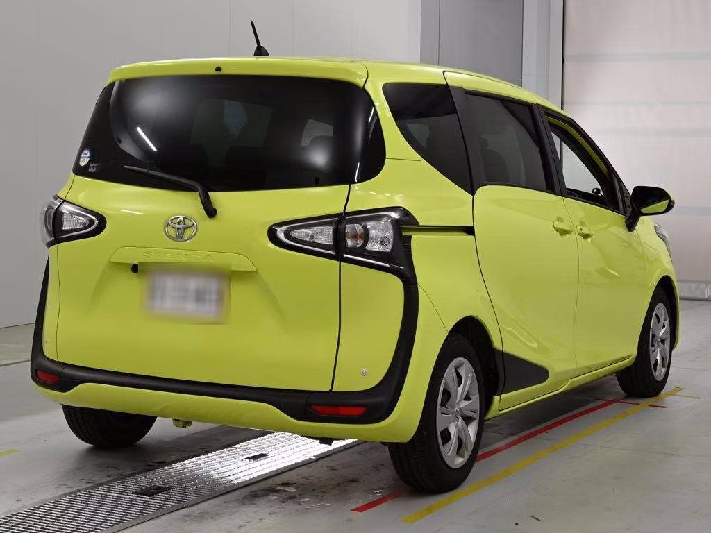 TOYOTA SIENTA