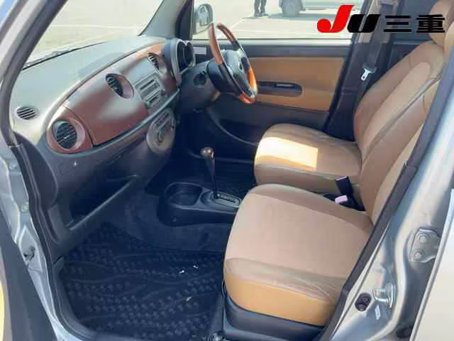 DAIHATSU MIRA GINO