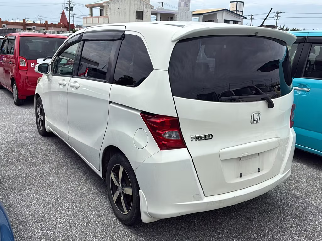 HONDA FREED