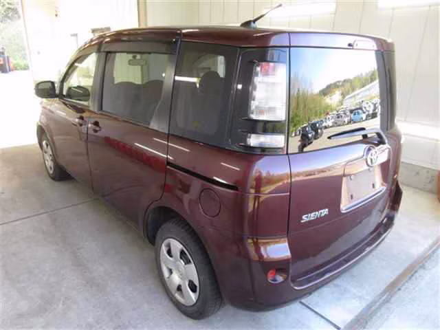 TOYOTA SIENTA