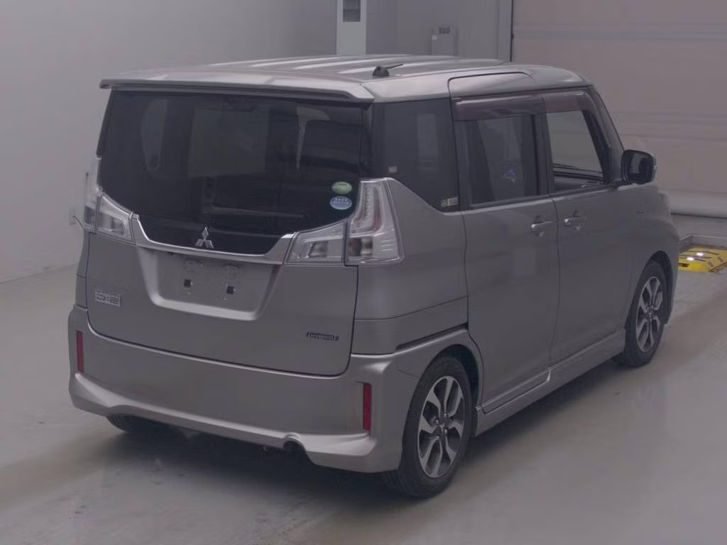 MITSUBISHI DELICA D:2