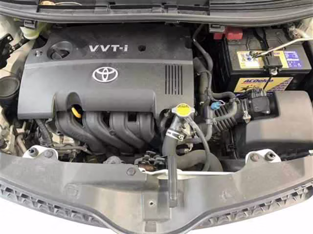 TOYOTA IST
