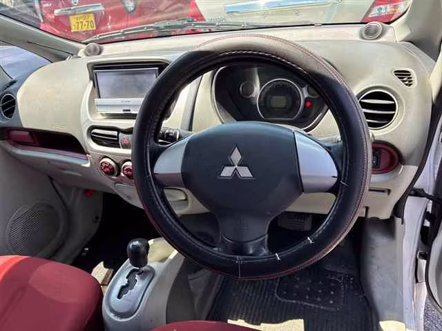 MITSUBISHI I