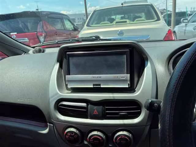 MITSUBISHI I